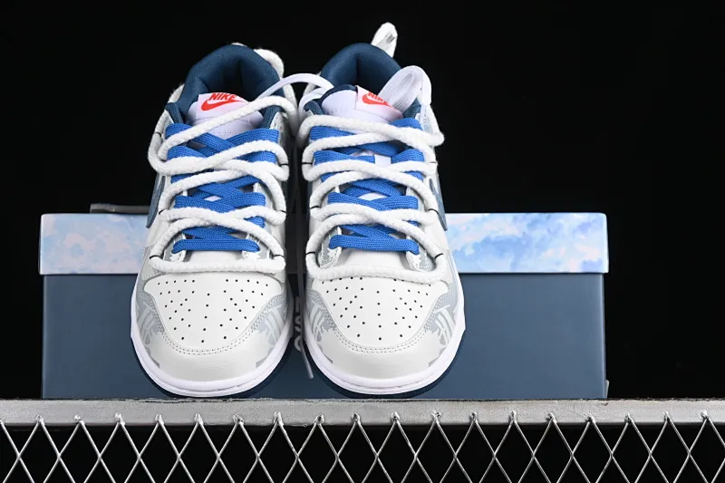 All Categories Nk SB Dunk Series Nk SB Dunk Low Low-top casual sneakers Nk Dunk Low Panda Prank Wave Fisherman-Silver Sea Blue Shark Low-top casual sneakers DD1391-400